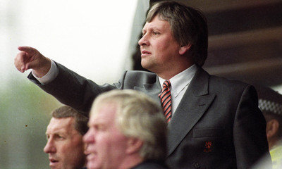 PAUL AS MANAGER OF UNITED