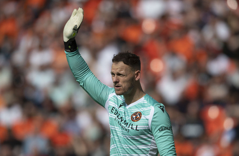 Trevor Carson is leaving Dundee United to join St Mirren